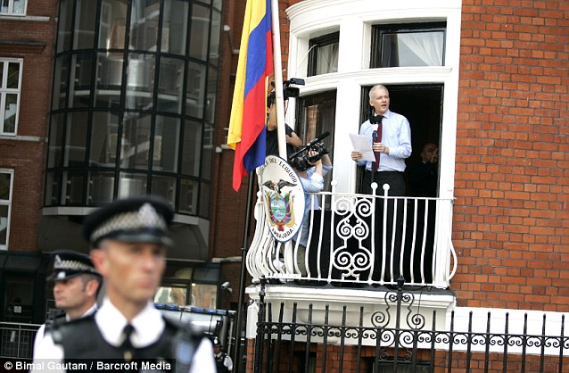 assange3